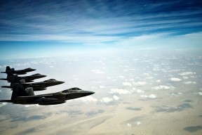 kaiyun体育app-外援逐渐融入体系场上表现稳定成为球队攻防两端支柱，球队外援什么意思