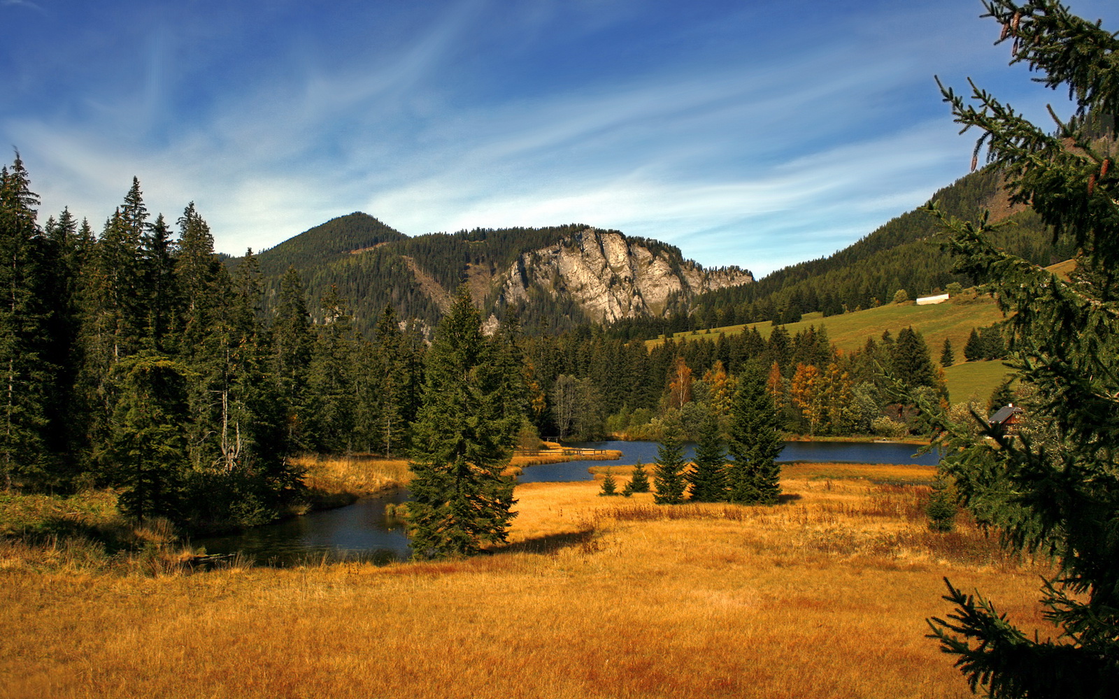 76人球员参与电台连线互动气氛轻松,76人宣传片