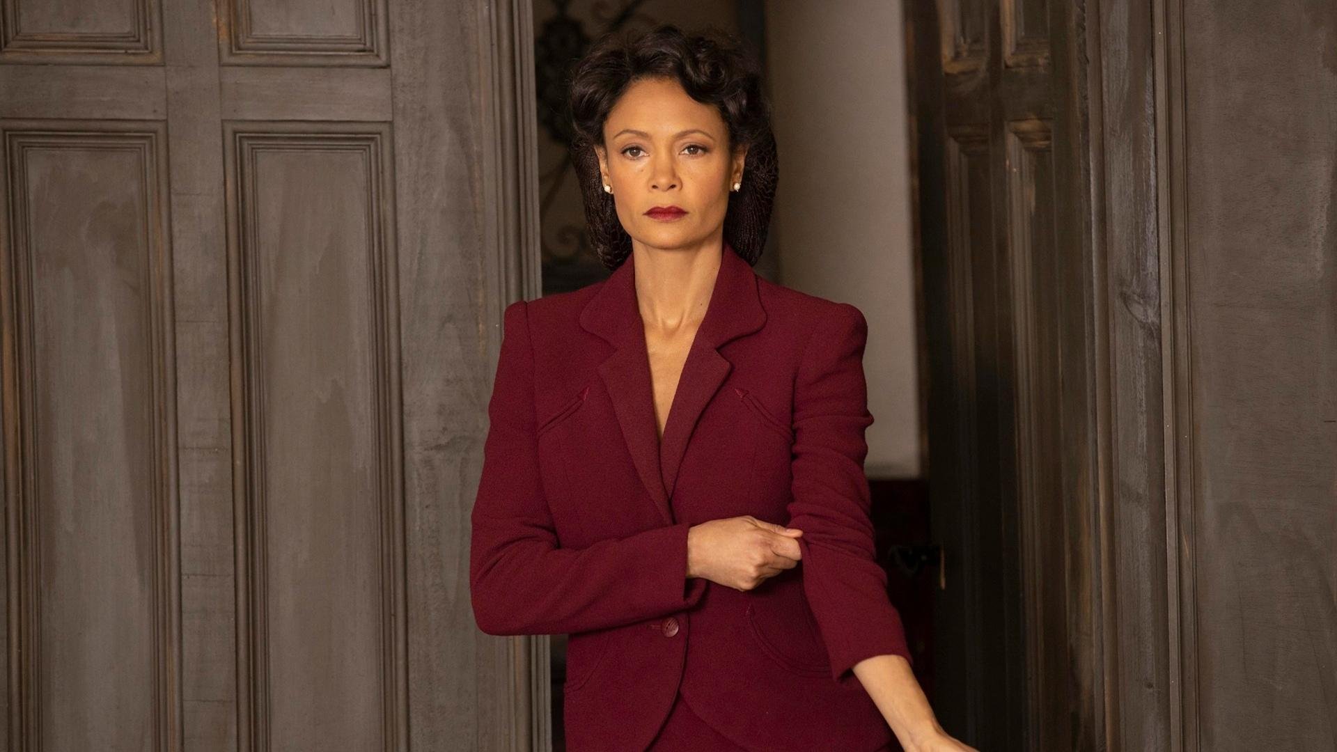 女子足球联赛开展球员访谈活动加强与球迷互动,女足赛后采访视频